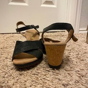 Clarks black sandals